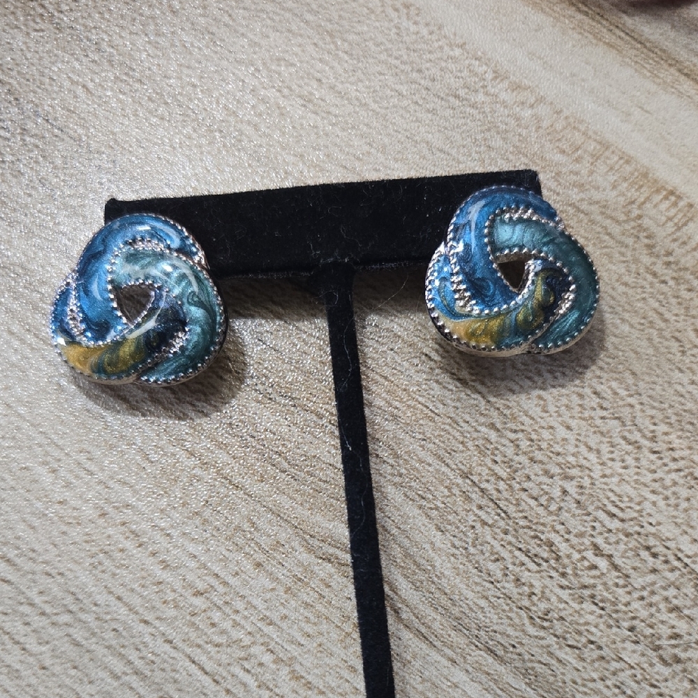 Twenty West Vintage Blue&Gold Enamel Twisted Knot Silver Tone Earrings NWT💫